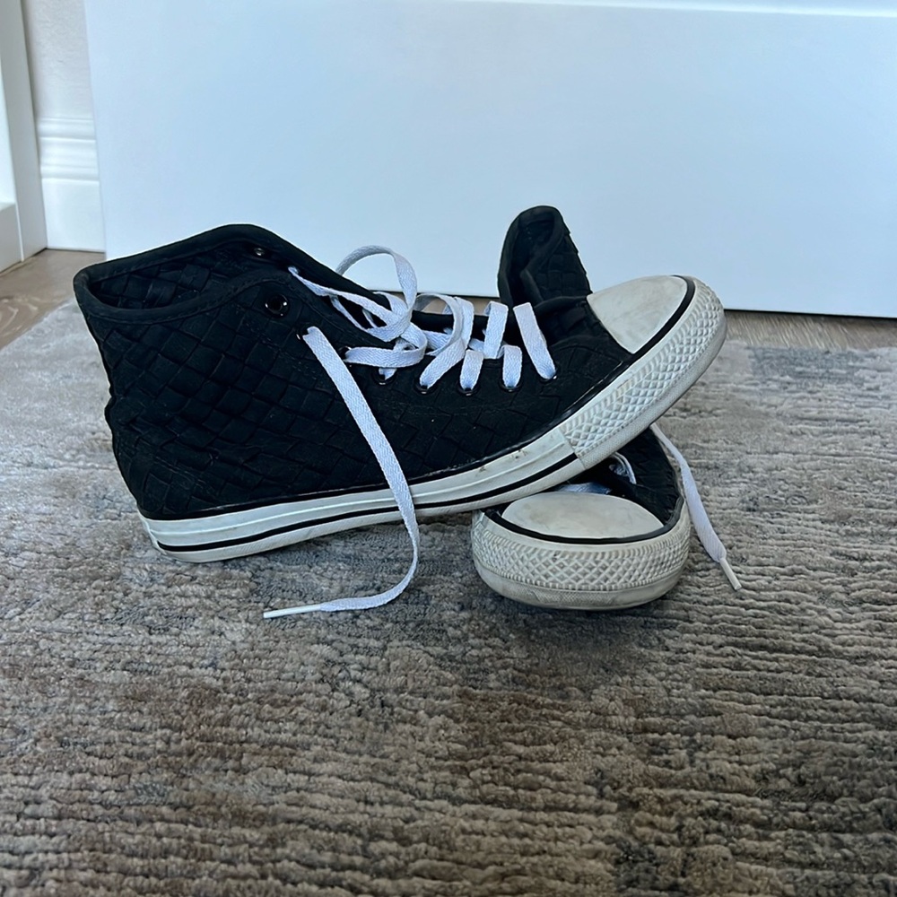 Converse Chuck Taylor’s size men’s 8